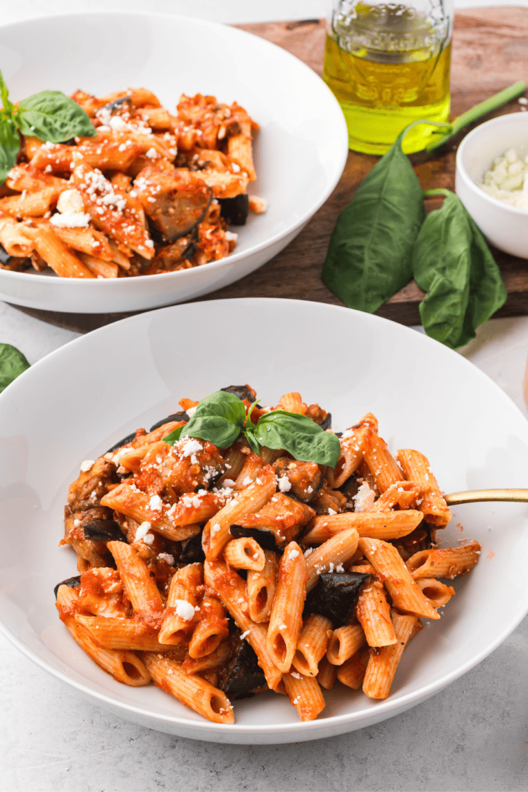 Crispy air-fried eggplant with marinara sauce and pasta, creating a delicious and healthy Air Fryer Pasta alla Norma.