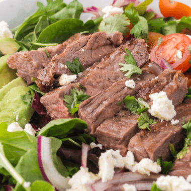 Easy Trader Joe&rsquo;s Carne Asada Salad