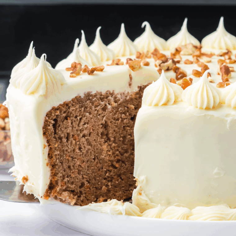 Ninja Foodi Grill Cake, golden and moist, baked to perfection in the Ninja Foodi Grill for a delicious dessert.