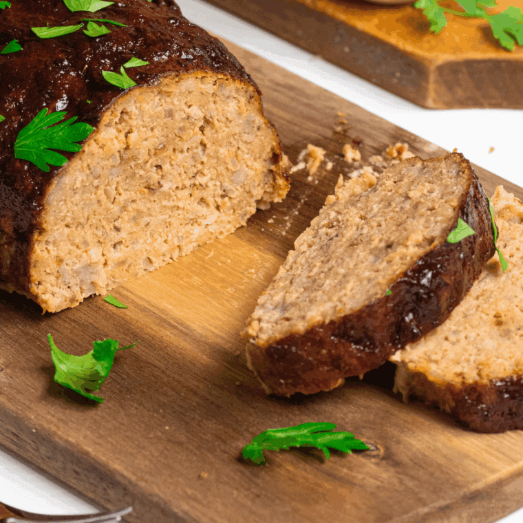 Easy Lipton Onion Soup Meatloaf, a savory and tender meatloaf made with Lipton Onion Soup Mix for added flavor and simplicity. Perfect for a hearty meal!