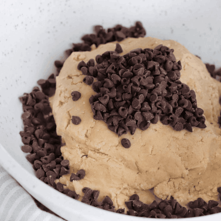 Mix the chocolate chips in the cookie batter.