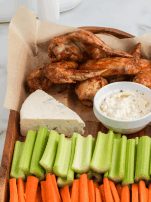 Hooters Daytona Beach Style Wings (Copycat Recipe)
