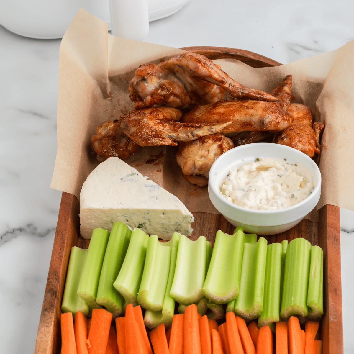 Hooters Daytona Wings (Easy Copycat Recipe)