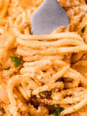 Make creamy, cheesy Crockpot Million Dollar Pasta with tender pasta, savory ground beef, and a rich blend of cheeses. A family-friendly slow cooker dinner that’s easy, comforting, and irresistible!