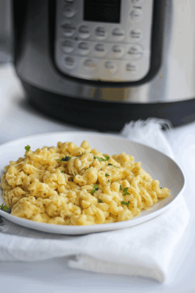 Golden Corral Macaroni and Cheese next to the Instant Pot.