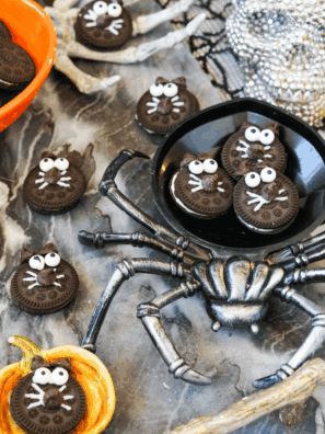 Halloween Black Cat Oreo Cookies