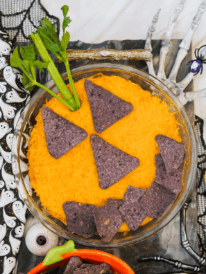 This Halloween Boo-falo Wing Dip is the ultimate crowd-pleasing appetizer for fall festivities. It’s creamy, cheesy, and perfectly spicy with a fun Halloween twist that makes it both delicious and festive. Serve it warm, pair it with your favorite dippers, and watch it disappear!