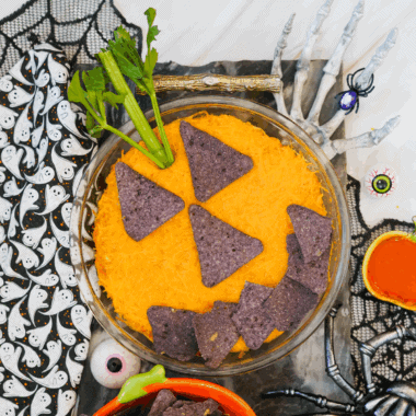 This Halloween Boo-falo Wing Dip is the ultimate crowd-pleasing appetizer for fall festivities. It’s creamy, cheesy, and perfectly spicy with a fun Halloween twist that makes it both delicious and festive. Serve it warm, pair it with your favorite dippers, and watch it disappear!