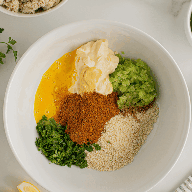 In a small mixing bowl, add all the ingredients for the tartar sauce.