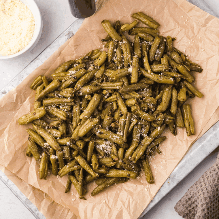 Air-fried Long John Silver-style green beans, seasoned and served hot.