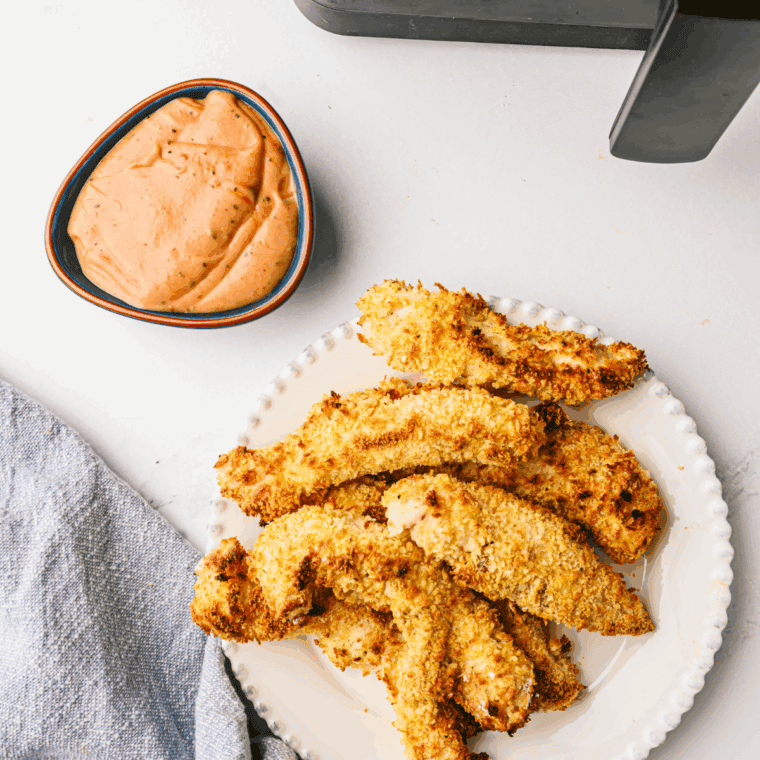 Cream in a small bowl mimics Wendy's signature sauce