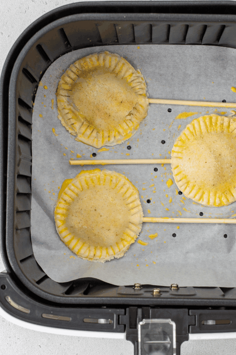 Air Fry: Pop-tarts arranged in the air fryer basket, cooking at 350°F until golden brown.