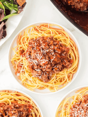 Easy Olive Garden Bolognese Sauce