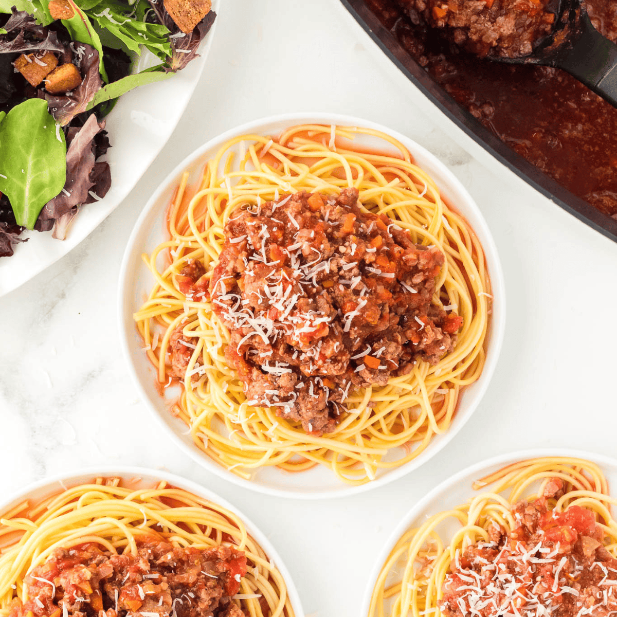 Easy Olive Garden Bolognese Sauce