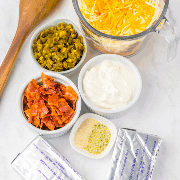 Easy Slow Cooker Jalapeño Popper Dip Recipe - Fork To Spoon