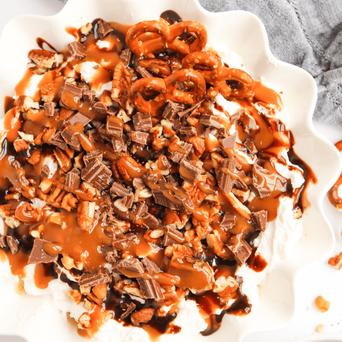 Easy Turtle Cheesecake Dip