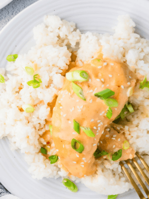 Easy Slow Cooker Bang Bang Chicken