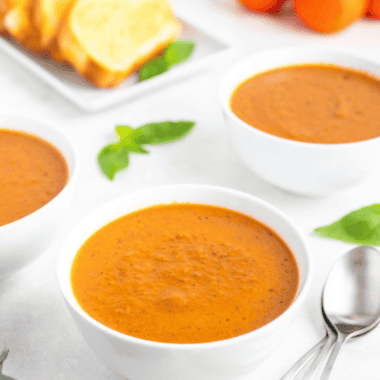 Easy Homemade Creamy Tomato Basil Soup (First Watch Copycat)