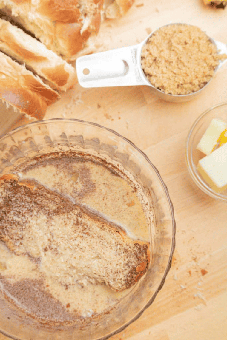 Cooking soaked bread slices until golden brown skillet