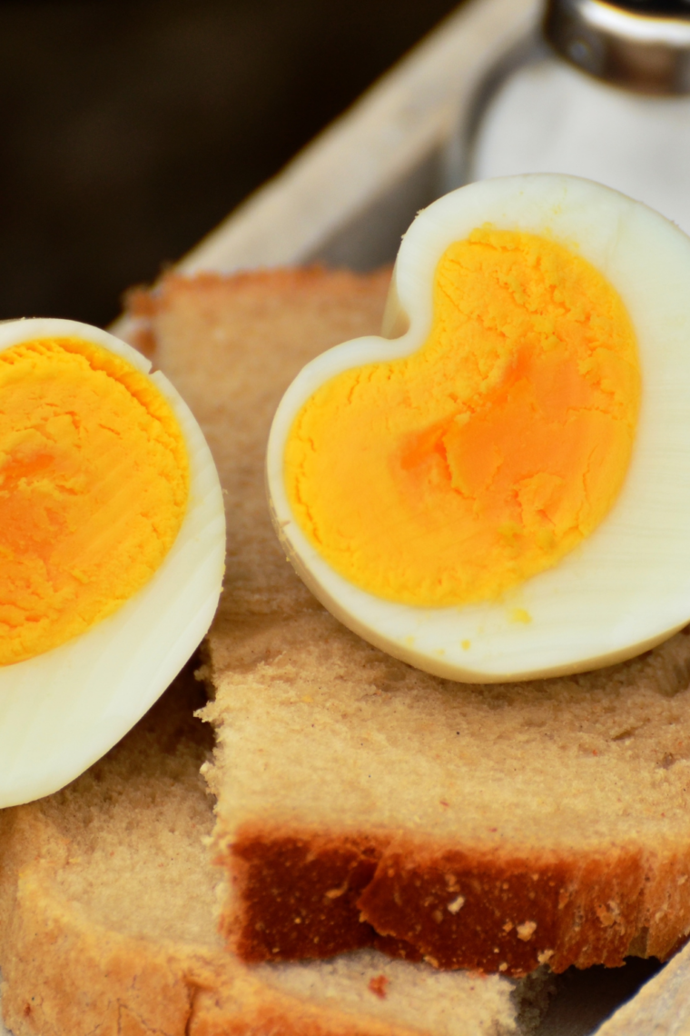 Ninja Crispi hard boiled eggs peeled and ready to serve on a plate