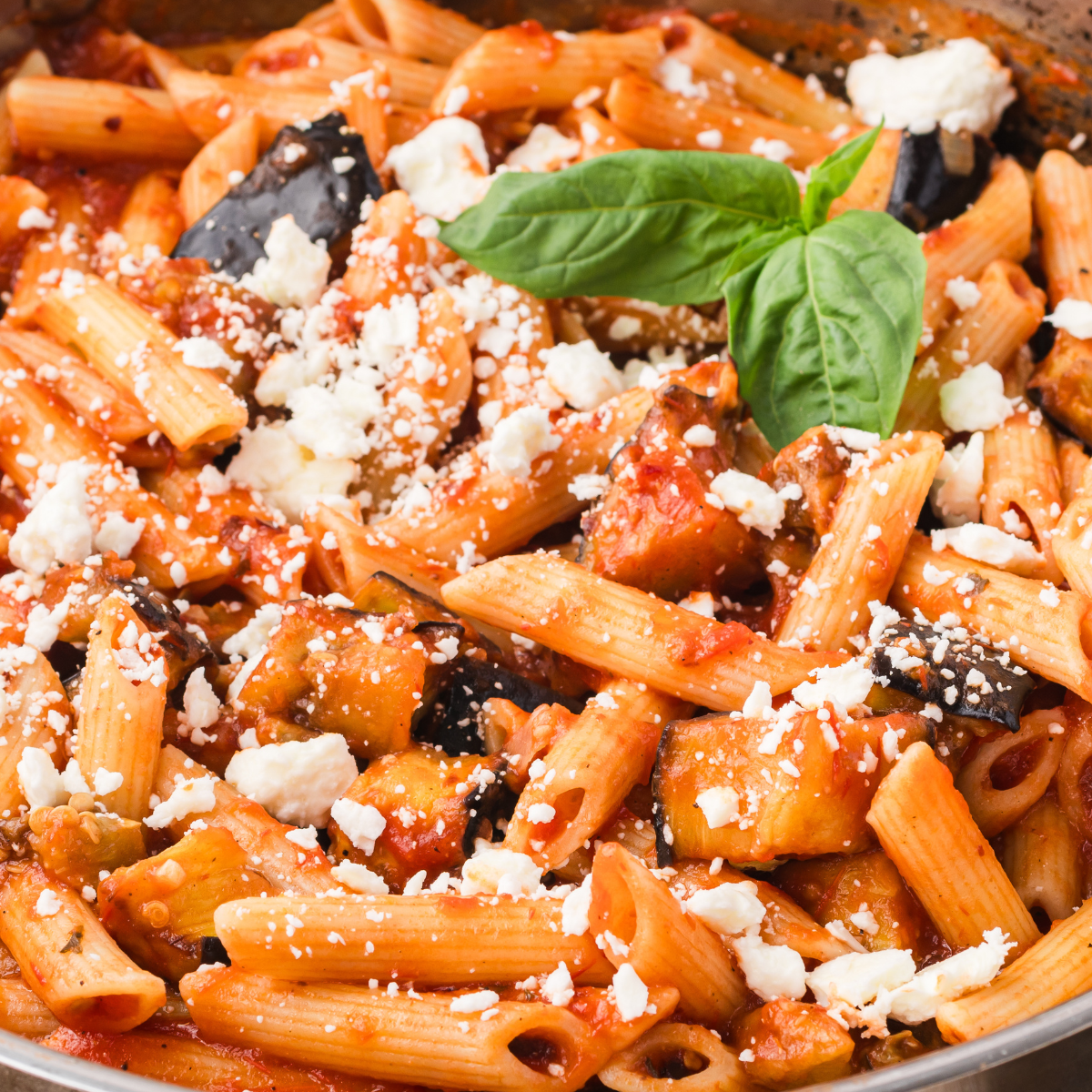 Roasted Tomato Pasta Sauce (Oven or Air Fryer)